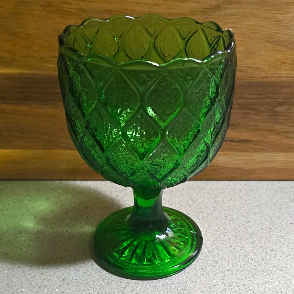 Vintage Green Glass Textured Harlequin Pattern Scalloped Rim Bowl Pedestal